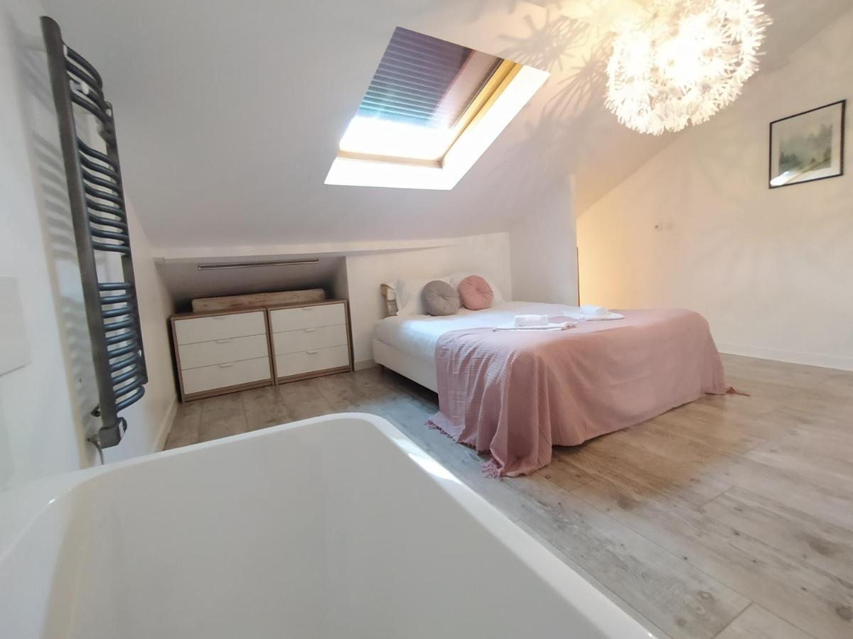 Appartement L'Esté de Baiona, Duplex rénové, garage Extérieur photo